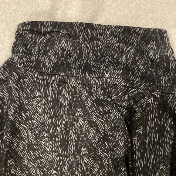 Active wear-CUDDLE DUDS WARM ESSENTIALS stretch long sleeve shirt. like new - Picture 6 of 9